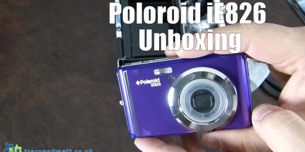Polaroid iE826 Unboxing