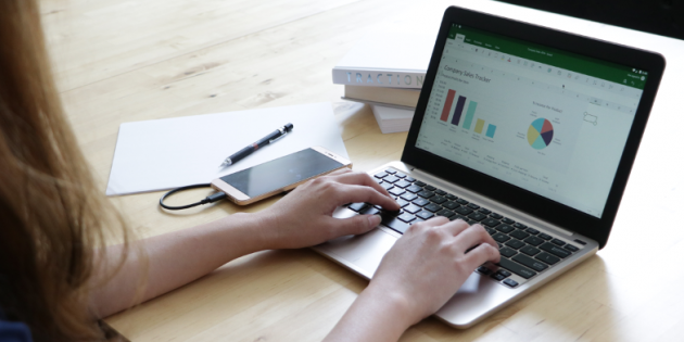 Superbook gives your phone that Laptop potential