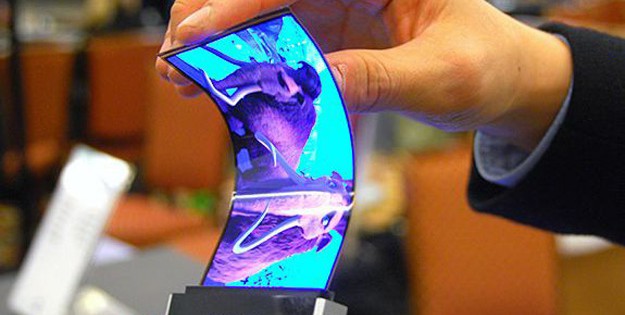 Samsung may launch two foldable displays in early 2017