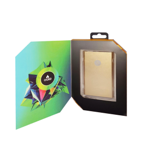 gold_package_inside_1