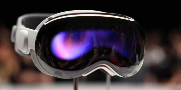 Apple Vision Pro: The Future of Spatial Computing
